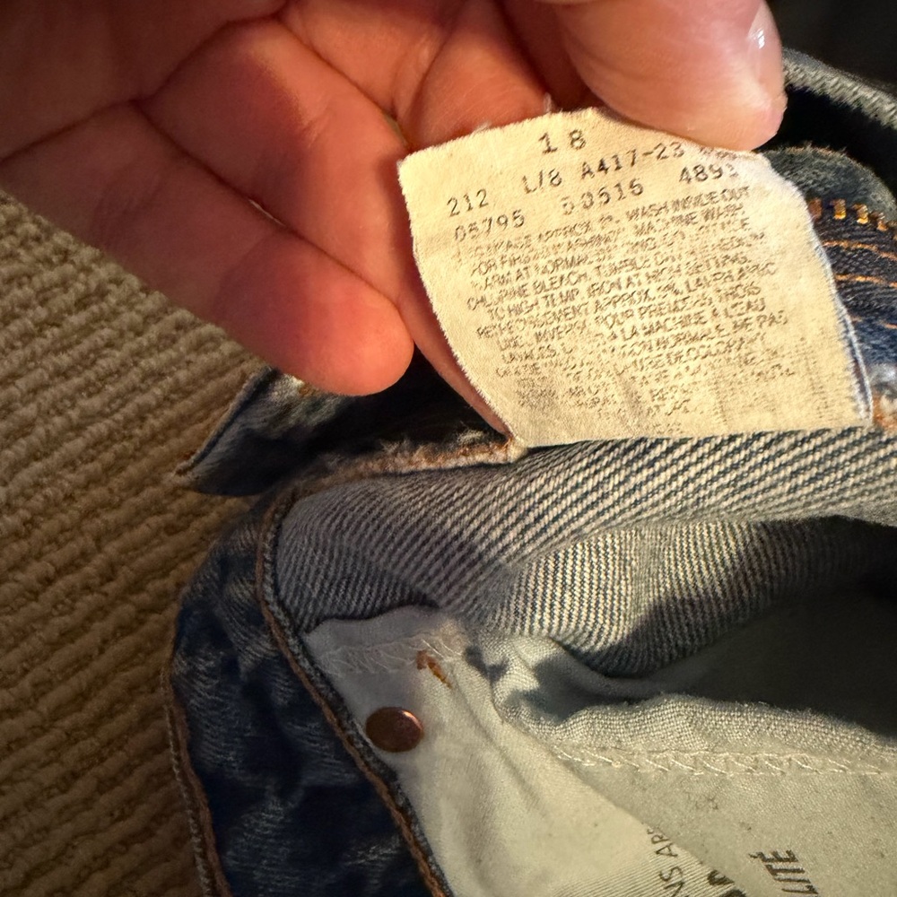Vintage 516 Levi’s Blue Jeans 34X32. Unisex. Made in Canada. - Picture 8 of 8